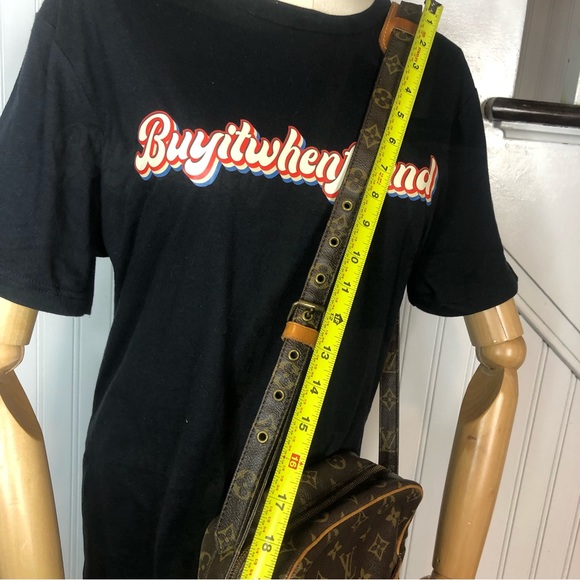 LOUIS VUITTON DANUBE MM Monogram Adjustable Crossbody Shoulder Bag LV DUST BAG - Picture 13 of 17